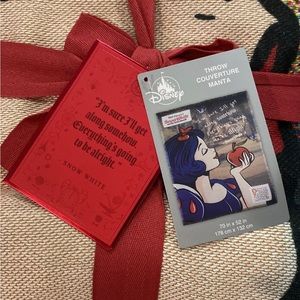 Disney Store Snow White Tapestry Throw Blanket